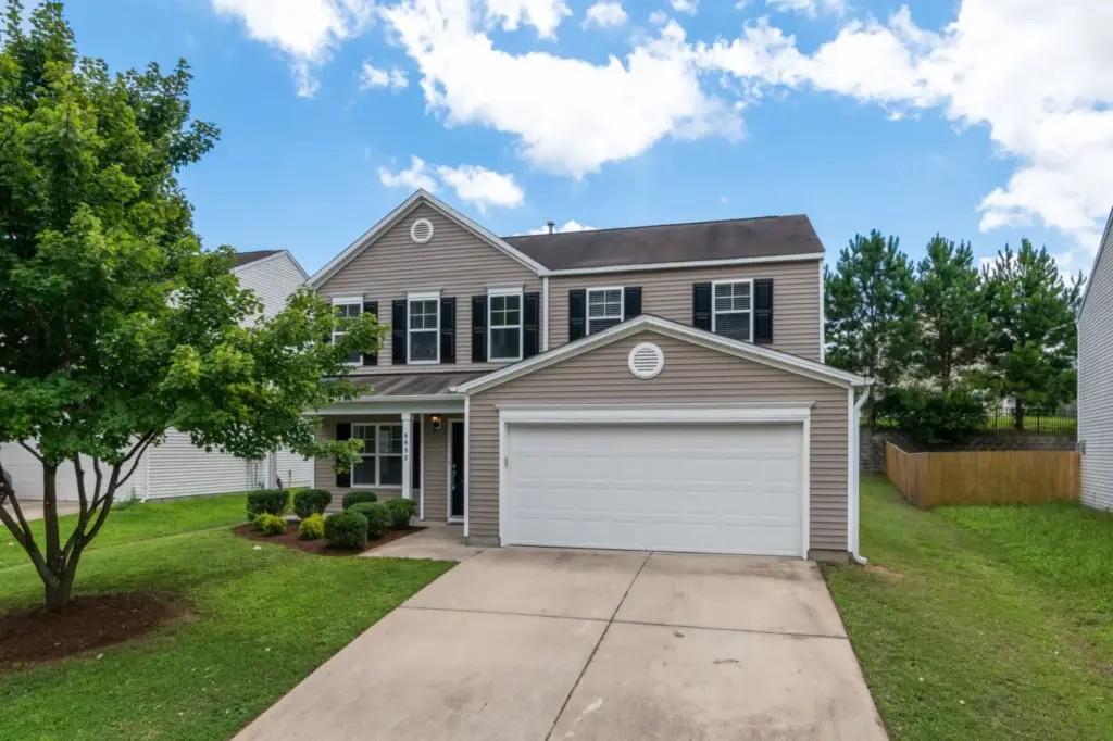 Cost to Install Vinyl Siding on a 2000 Sq Ft House: 2026 Complete Guide Cost to Install Vinyl Siding on a 2000 Sq Ft House: 2026 Complete Guide Best Vinyl Siding Options for a 2000 Sq Ft House – Detailed Review